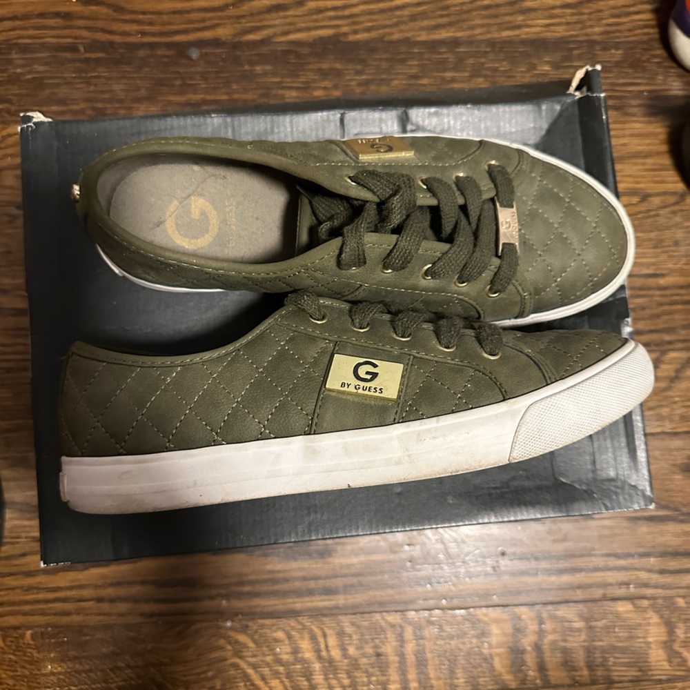 To Big. Never worn